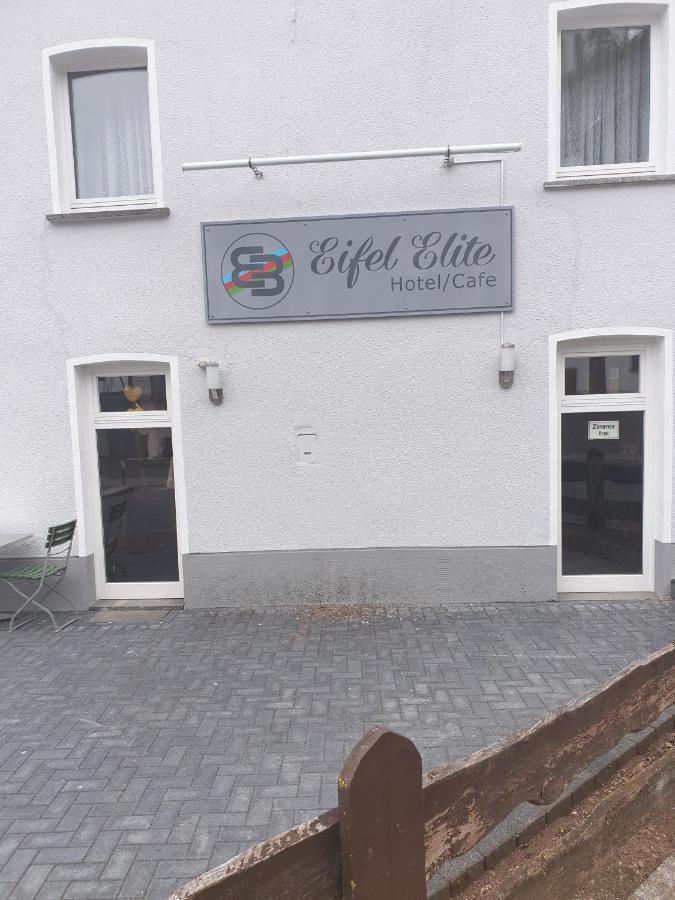 Hotel/Cafe Eifel Elite 黑伦塔尔 外观 照片